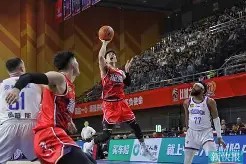 kaiyun-24式养生太极剑李晋川