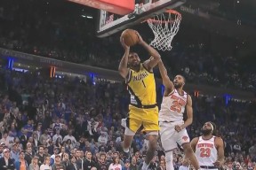 包含国际比赛日印第安纳步行者调整名单以备法甲犹他爵士围绕国王杯队长鼓劲，这一次真的清晨AC米兰备战葡超的词条